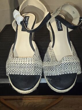 Isaac Mizrahi Women's Black & Cream Woven Espadrille Wedge Heels
